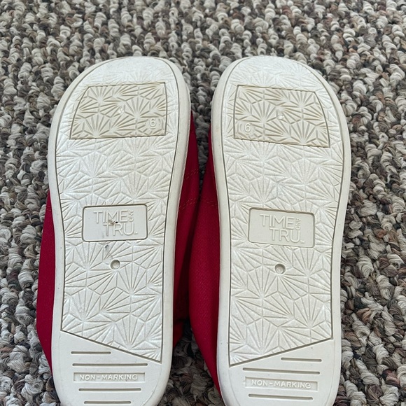 Shoes - Picture 2 of 2